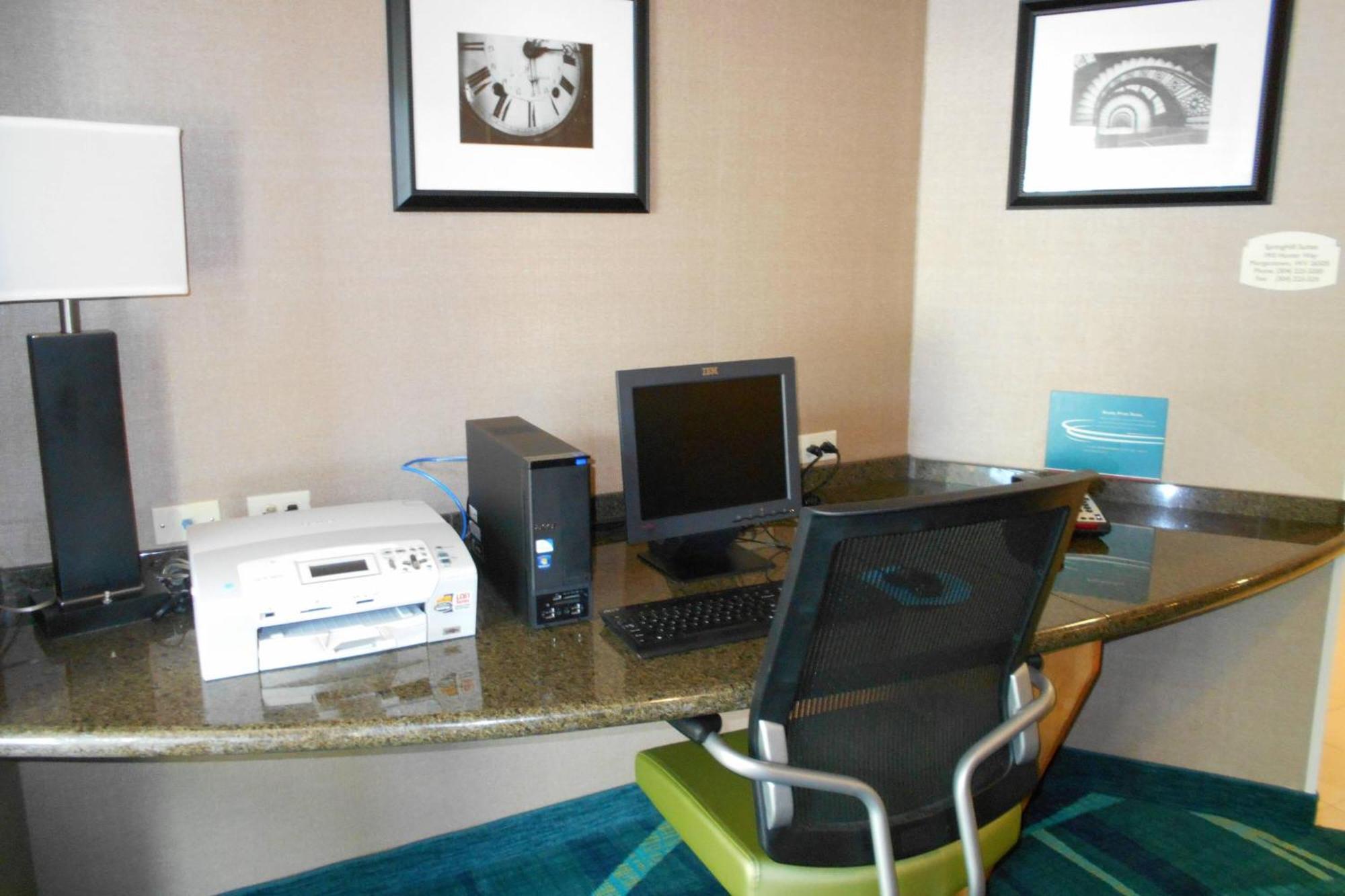 สปริงฮิลล์ สวีท มอร์แกนทาวน์ Hotel ภายนอก รูปภาพ